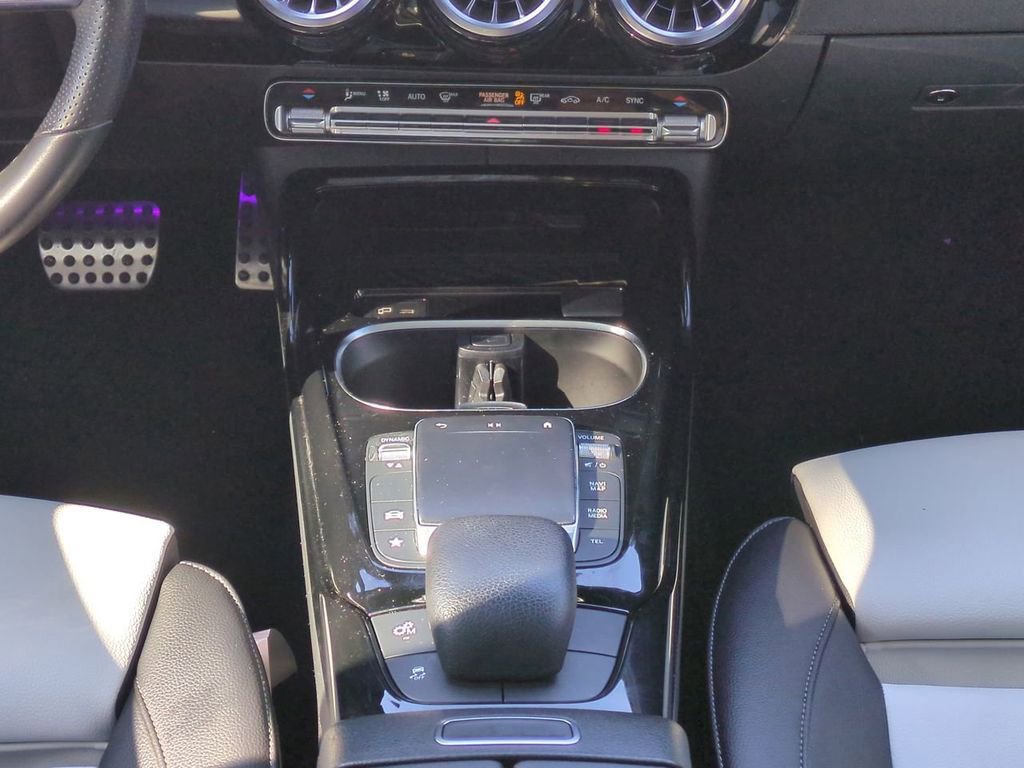 Used 2022 Mercedes-Benz CLA 35 AMG 4MATIC image 18