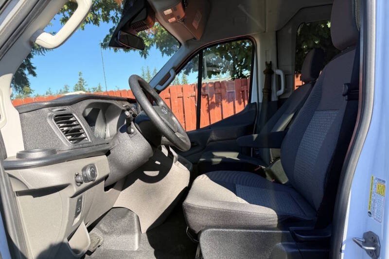 Used 2025 Ford Transit 350 XLT AWD/4WD image 10