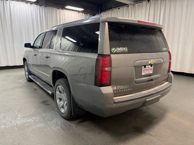 Used 2019 Chevrolet Suburban LT w/ LT Signature Package AWD/4WD image 8