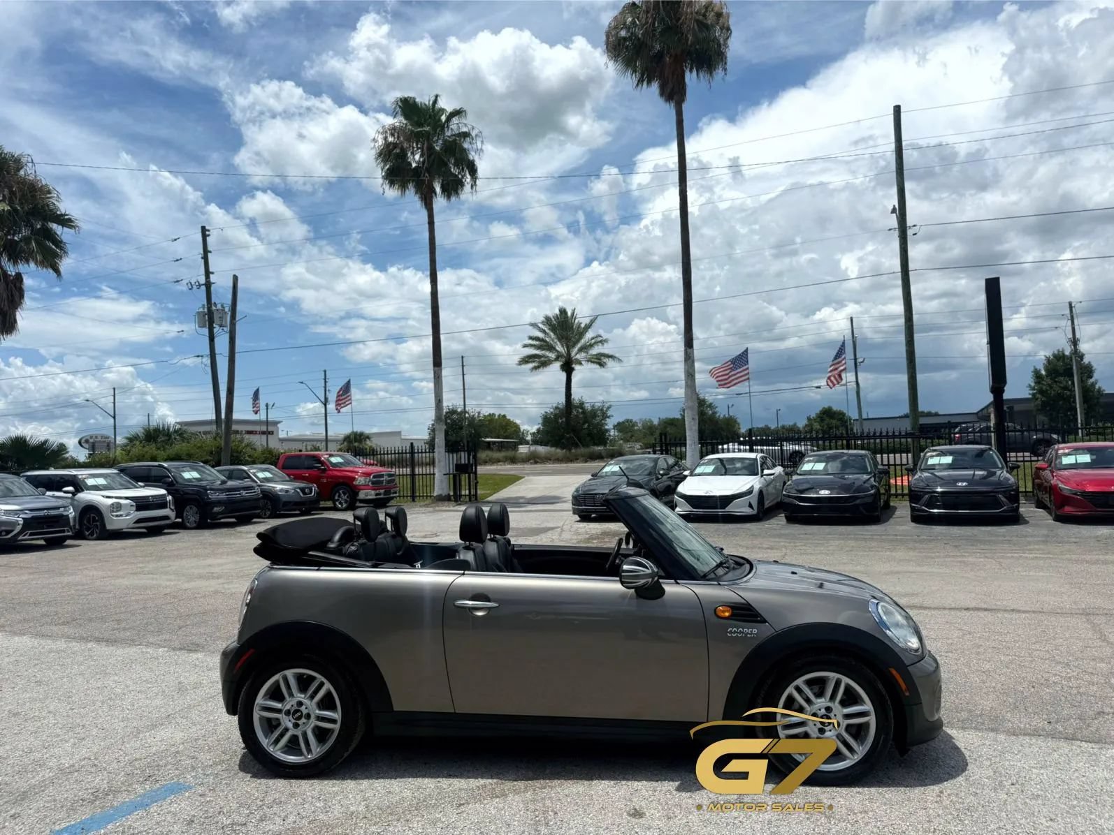 Used 2013 MINI Cooper Convertible FWD image 4