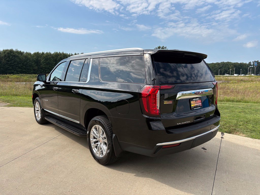 Used 2023 GMC Yukon XL SLT w/ SLT Luxury Package AWD/4WD image 7