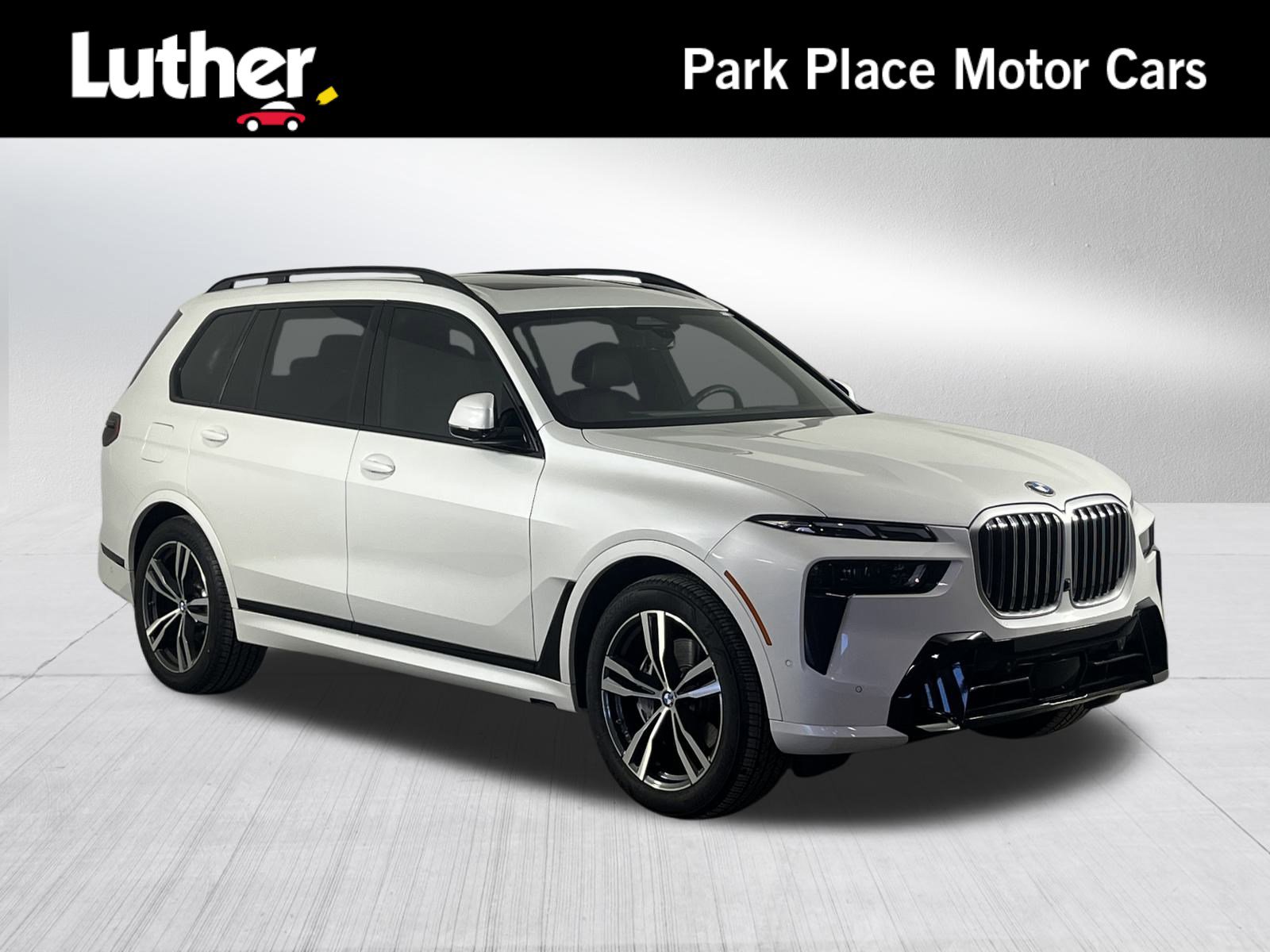 Used 2023 BMW X7 xDrive40i w/ M Sport Package image 1