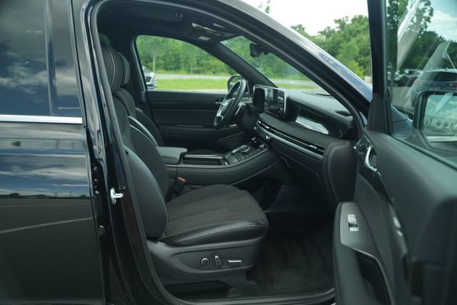 Used 2025 Hyundai Palisade Calligraphy AWD/4WD image 21