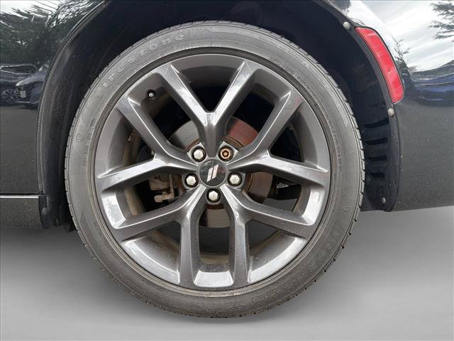 Used 2019 Dodge Charger SXT w/ Plus Group RWD image 9