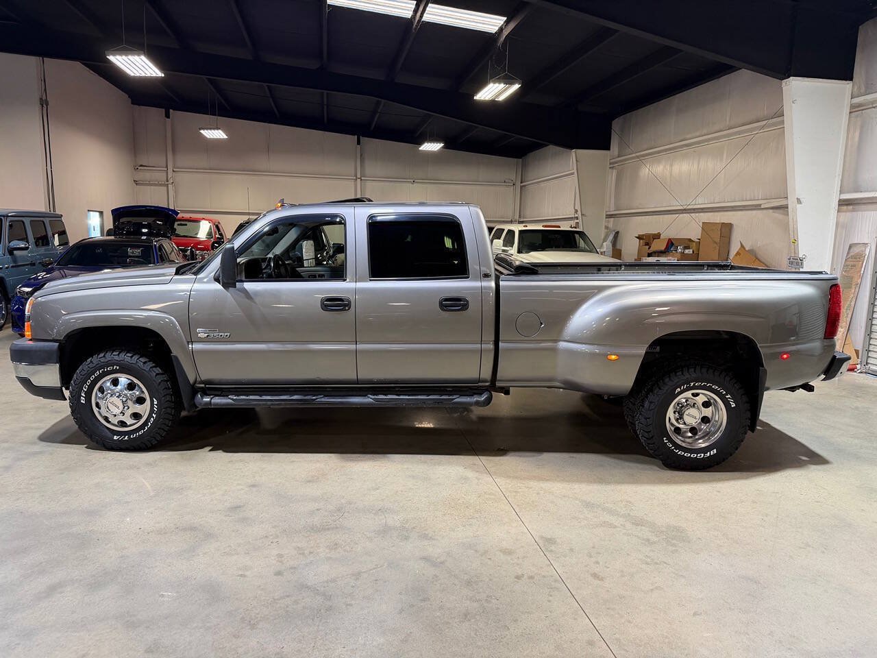 Used 2006 Chevrolet Silverado 3500 4x4 Crew Cab image 6