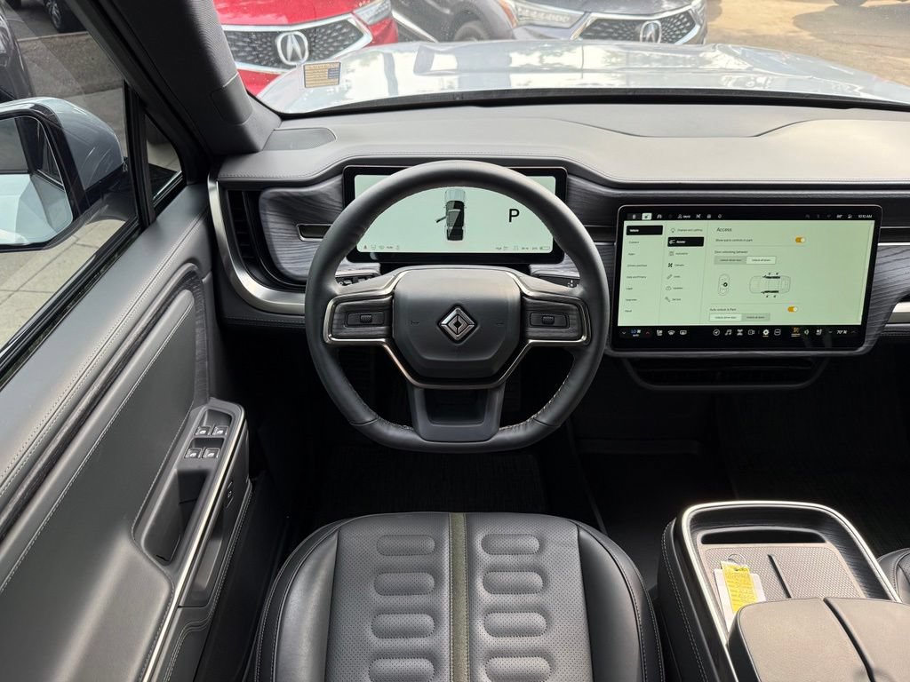 Used 2025 Rivian R1S Adventure AWD/4WD image 2