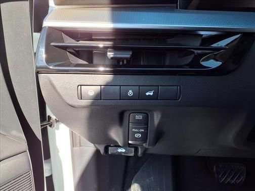 New 2025 Nissan Murano SL image 18