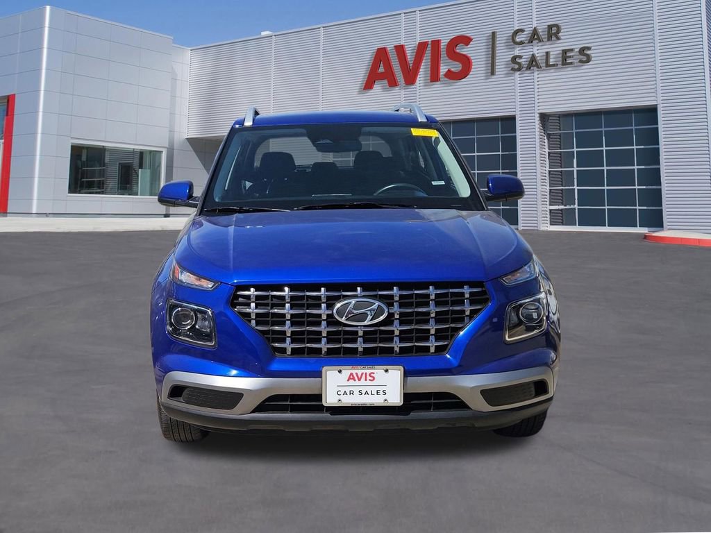 Used 2025 Hyundai Venue SEL image 10
