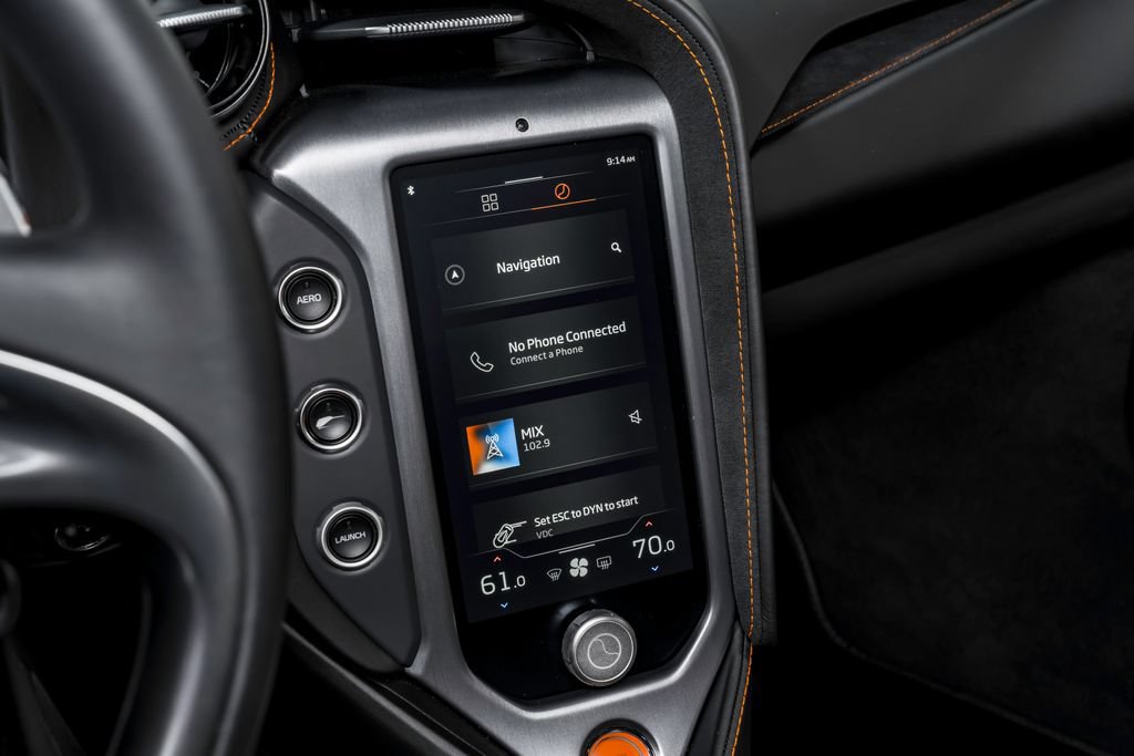 Used 2026 McLaren 750S RWD image 22