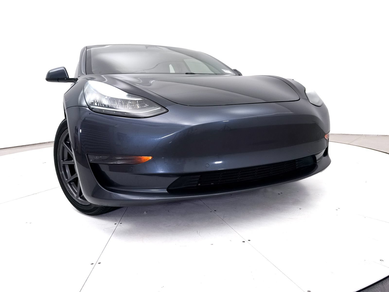 Used 2019 Tesla Model 3 Mid Range RWD image 7