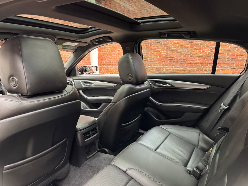 Used 2025 Cadillac CT5 Premium Luxury w/ LPO, ONYX Package image 25