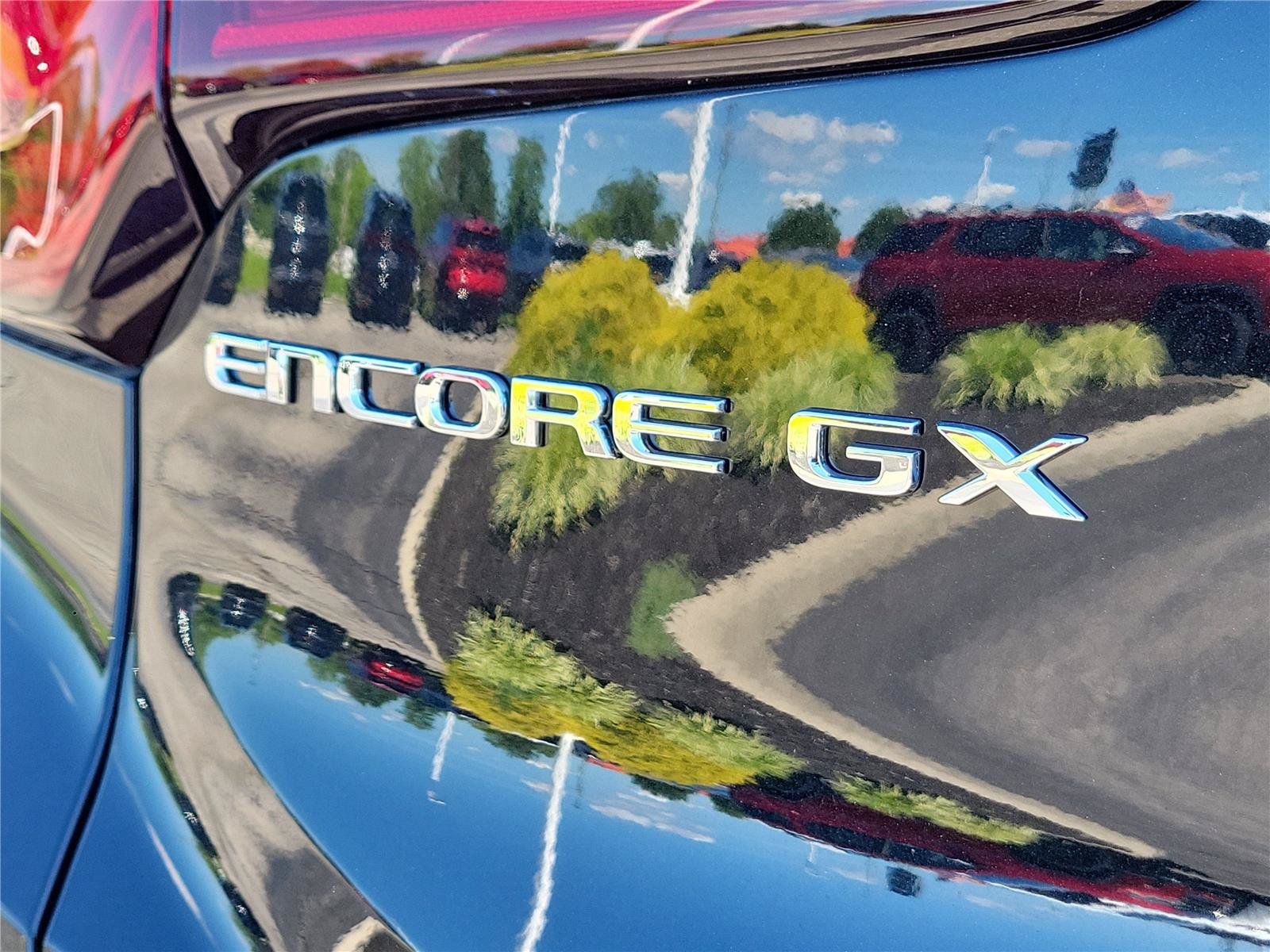 New 2026 Buick Encore GX Sport Touring w/ Comfort Package FWD image 6