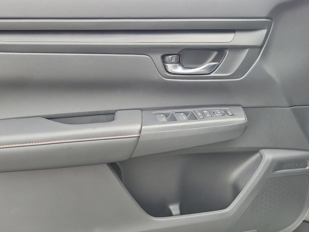 Certified 2025 Honda CR-V Sport image 21