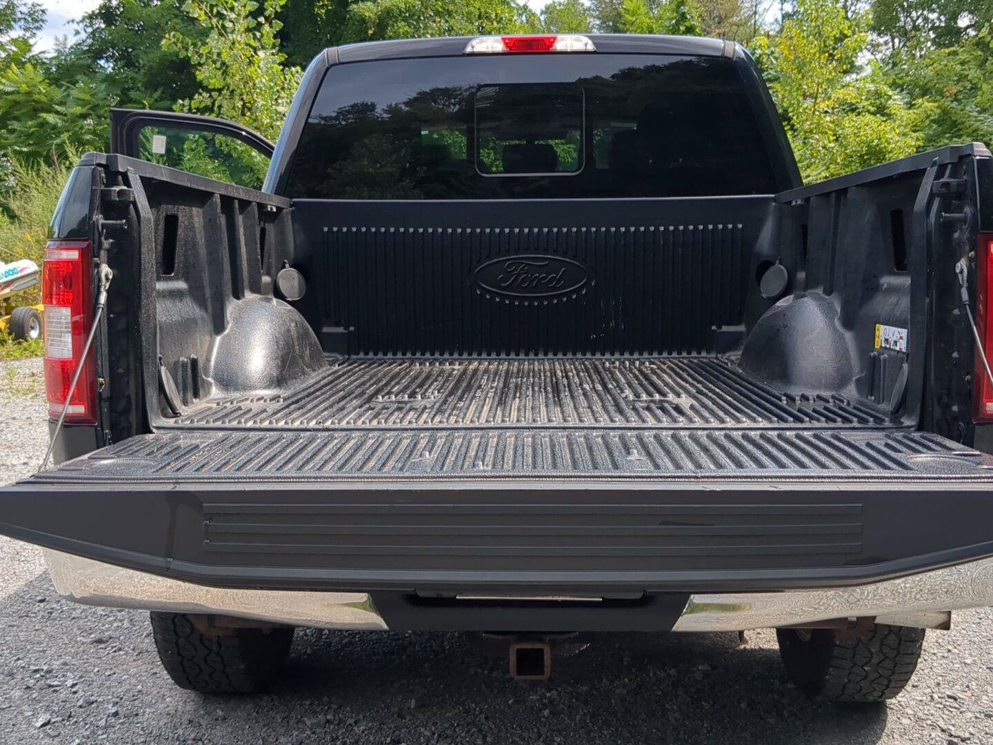 Used 2019 Ford F150 XLT w/ Equipment Group 302A Luxury AWD/4WD image 21
