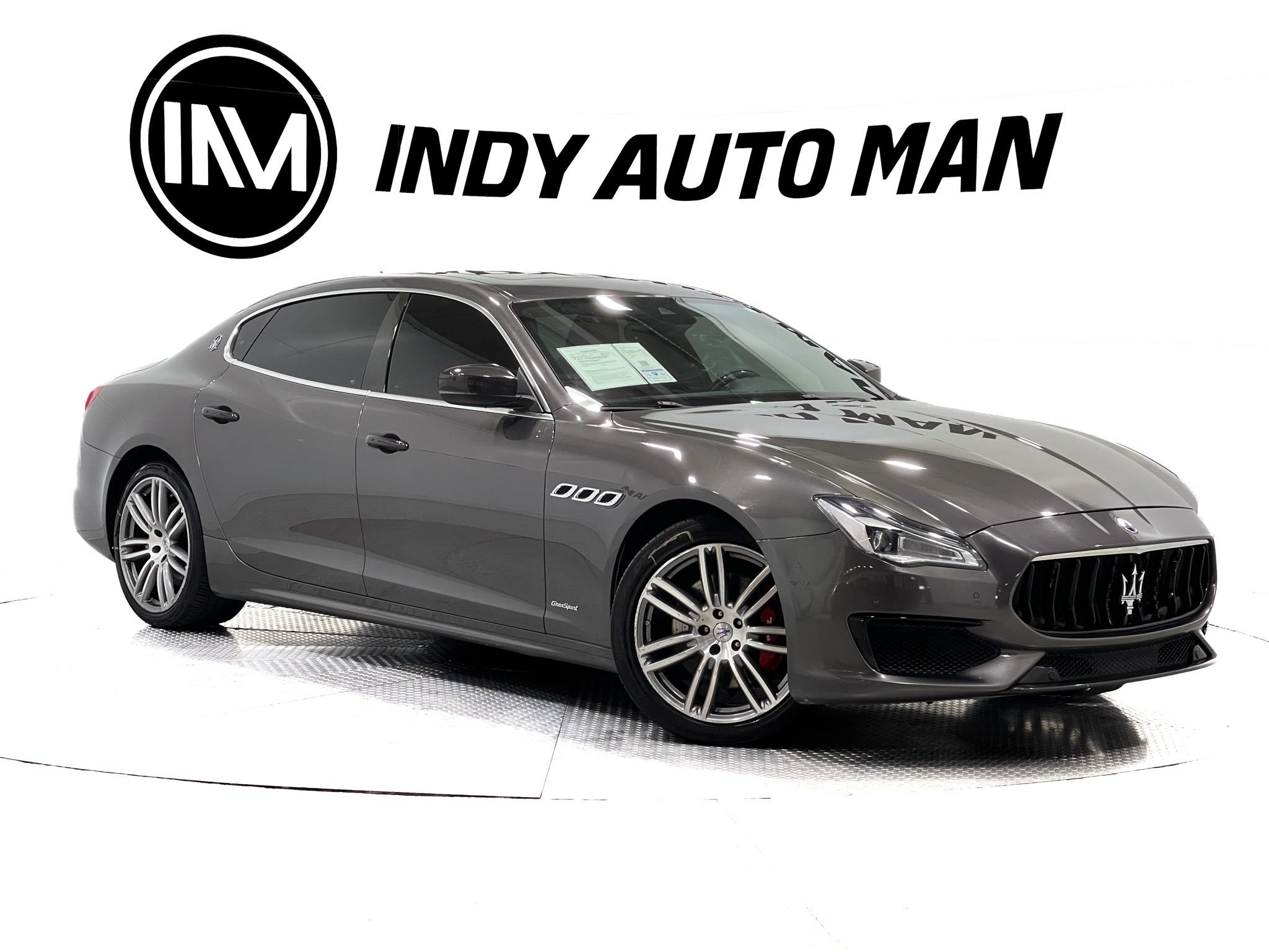 Used 2018 Maserati Quattroporte S GranSport Q4 AWD/4WD image 2