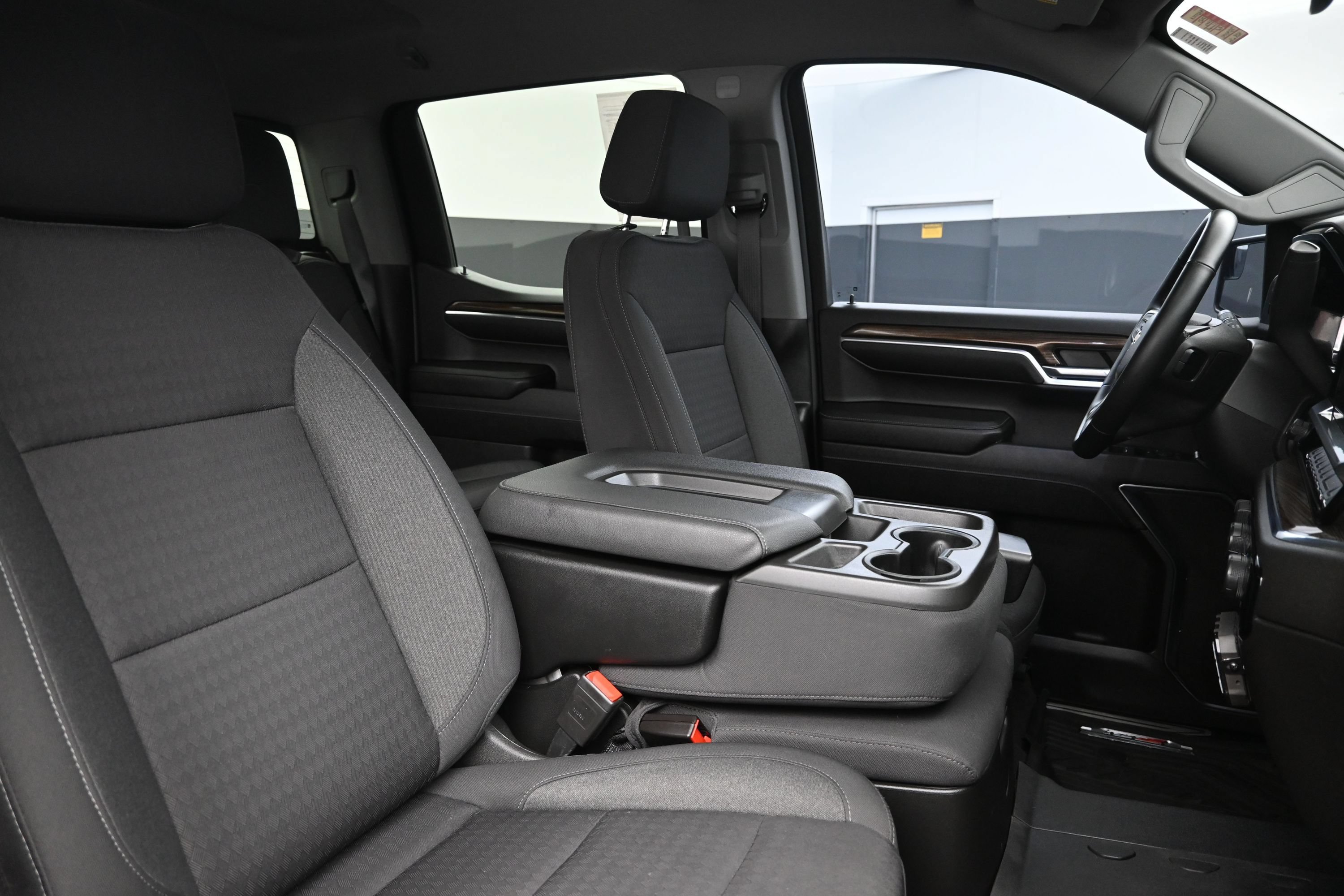 Used 2023 Chevrolet Silverado 1500 LT AWD/4WD image 26