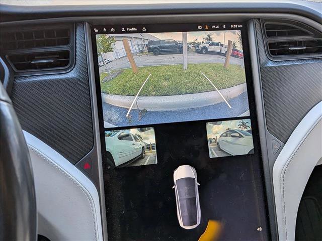 Used 2018 Tesla Model X 75D AWD/4WD image 11