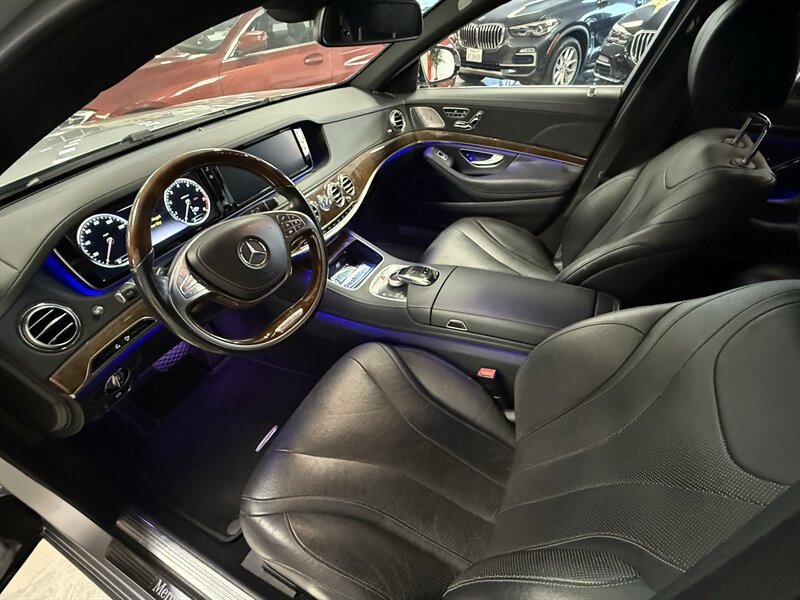 Used 2016 Mercedes-Benz S 550 Sedan w/ Premium Package image 16