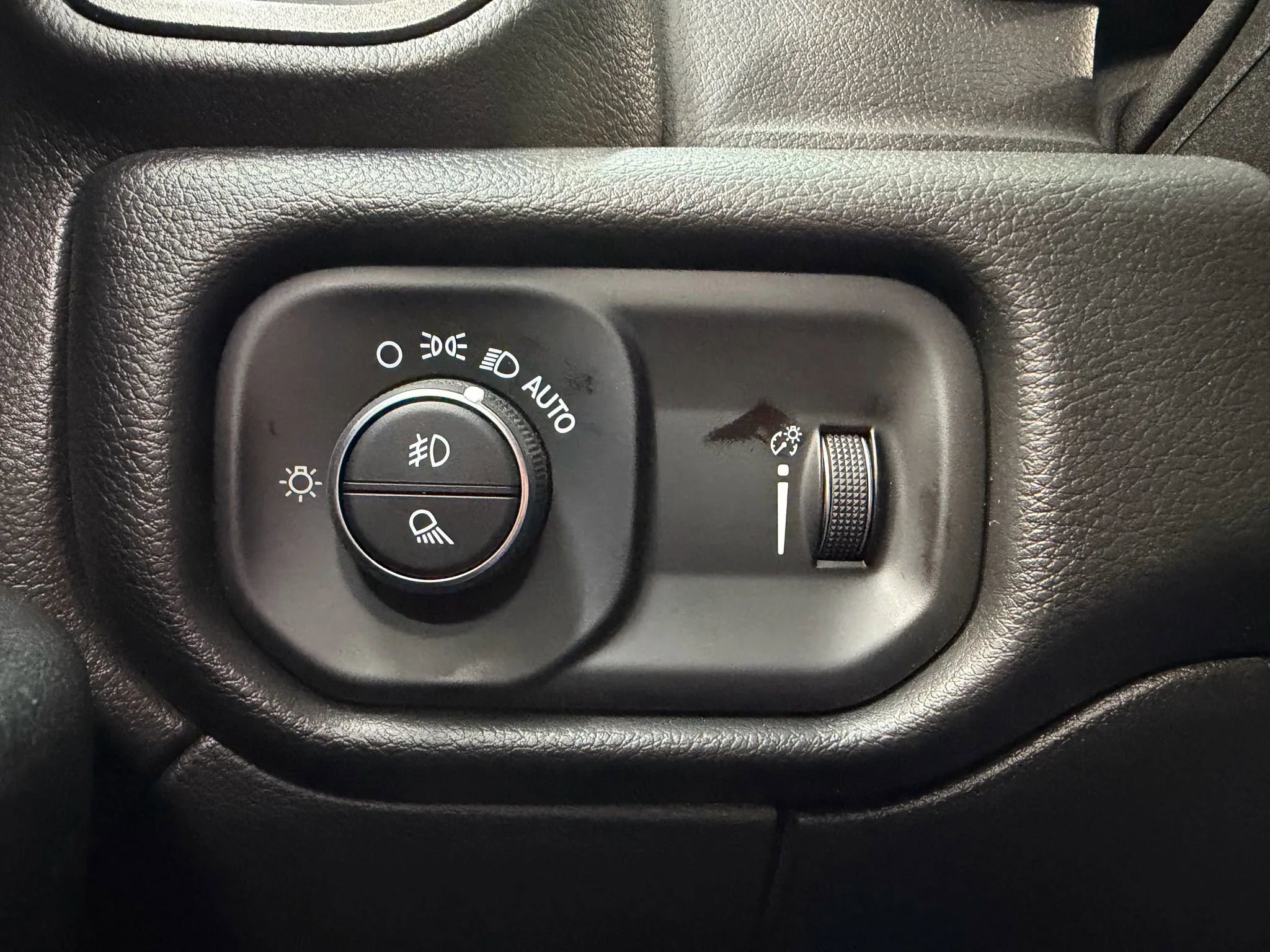 Used 2025 RAM 5500 Tradesman w/ Safety Group image 26