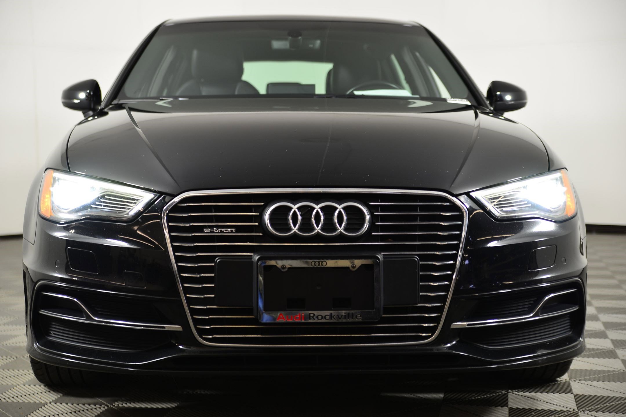 Used 2016 Audi A3 e-tron Premium Plus w/ Premium Plus Package image 5