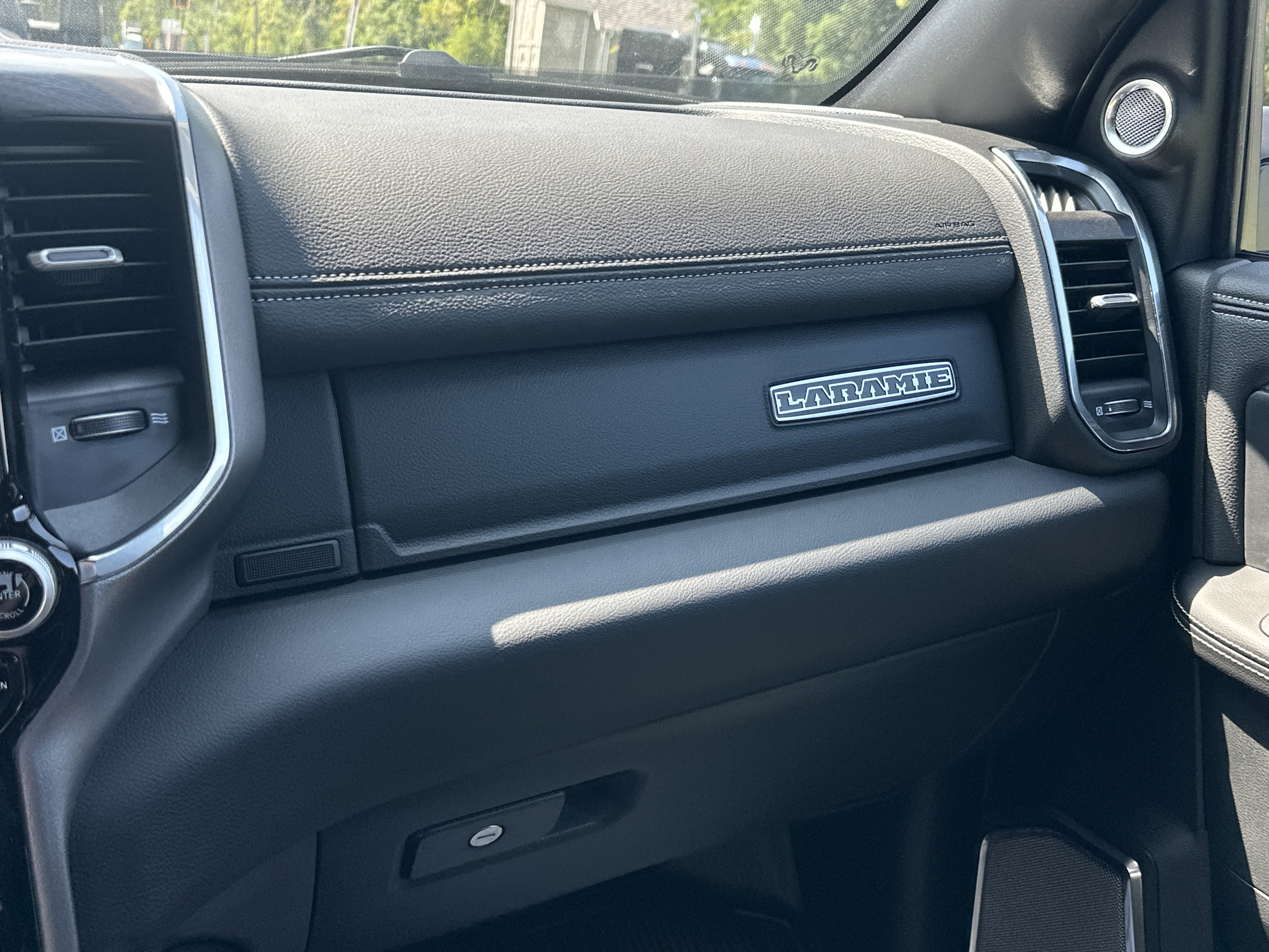 New 2026 RAM 5500 4x4 Crew Cab w/ Laramie Trim Package image 5
