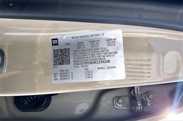 Used 2022 Chevrolet Colorado ZR2 w/ ZR2 Dusk Special Edition image 34