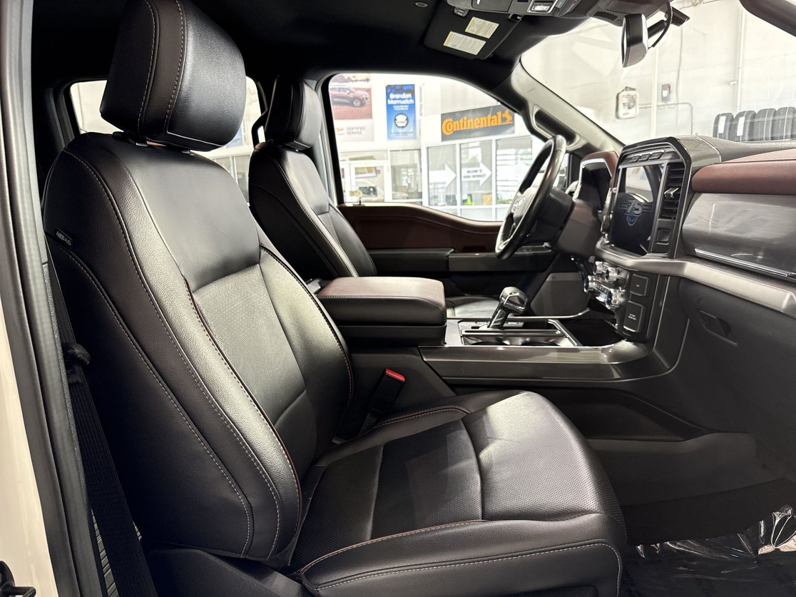 Used 2023 Ford F150 Lariat AWD/4WD image 33