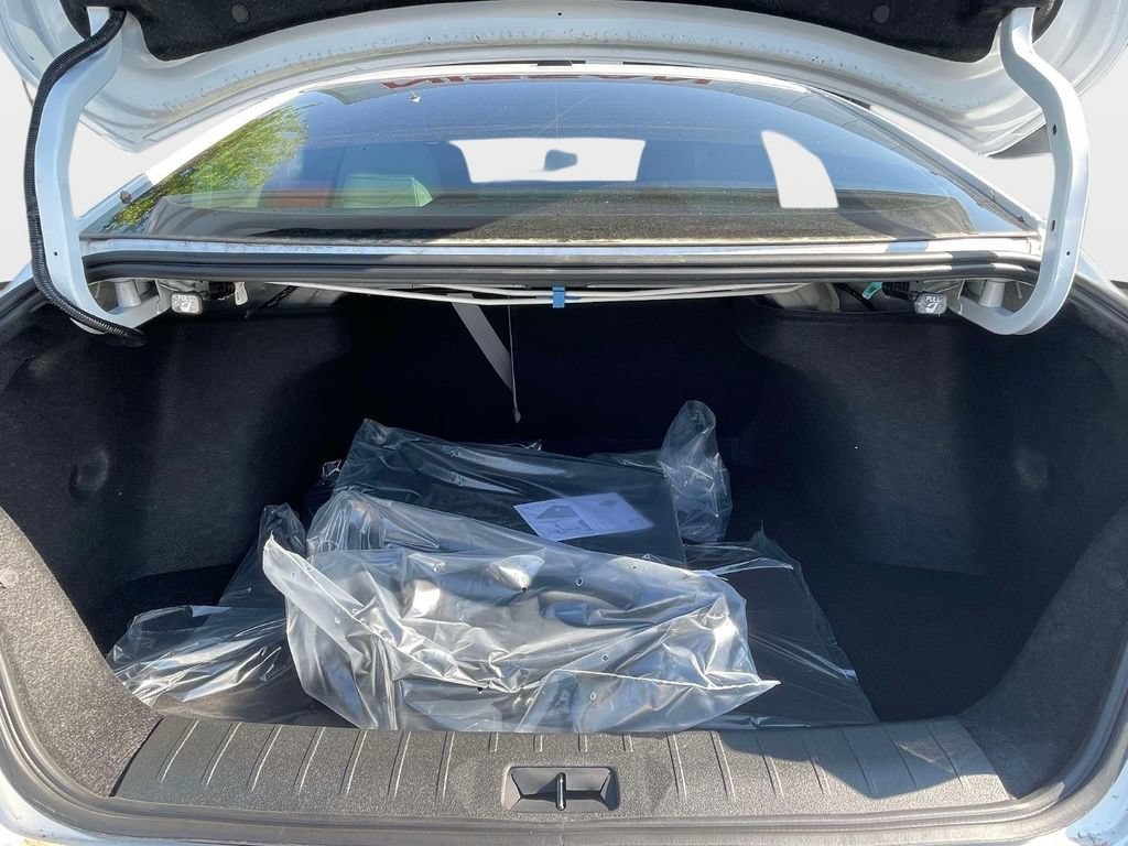 New 2026 Nissan Sentra SL w/ Floor Mat Package FWD image 10