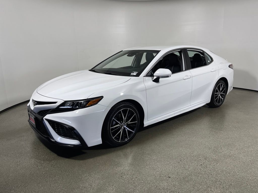 Certified 2023 Toyota Camry SE image 7