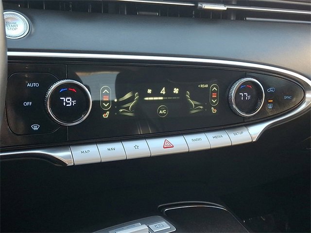 Used 2025 Genesis GV70 2.5T image 11