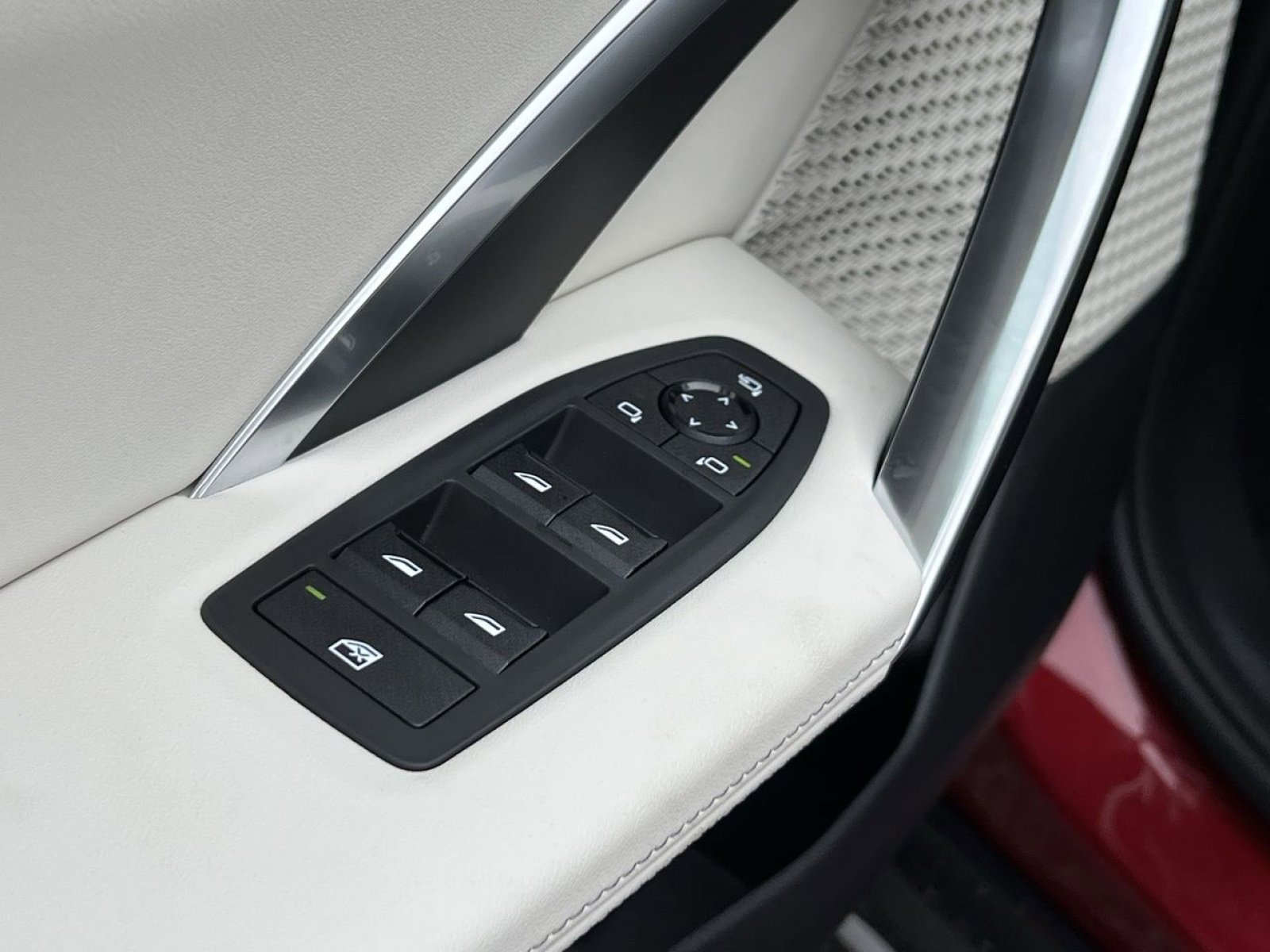 New 2026 BMW X1 xDrive28i w/ Technology Package image 12