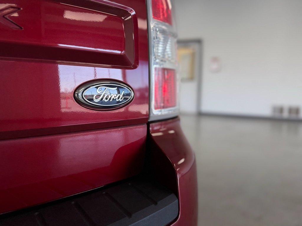 Used 2015 Ford Flex SEL w/ Equipment Group 202A image 38