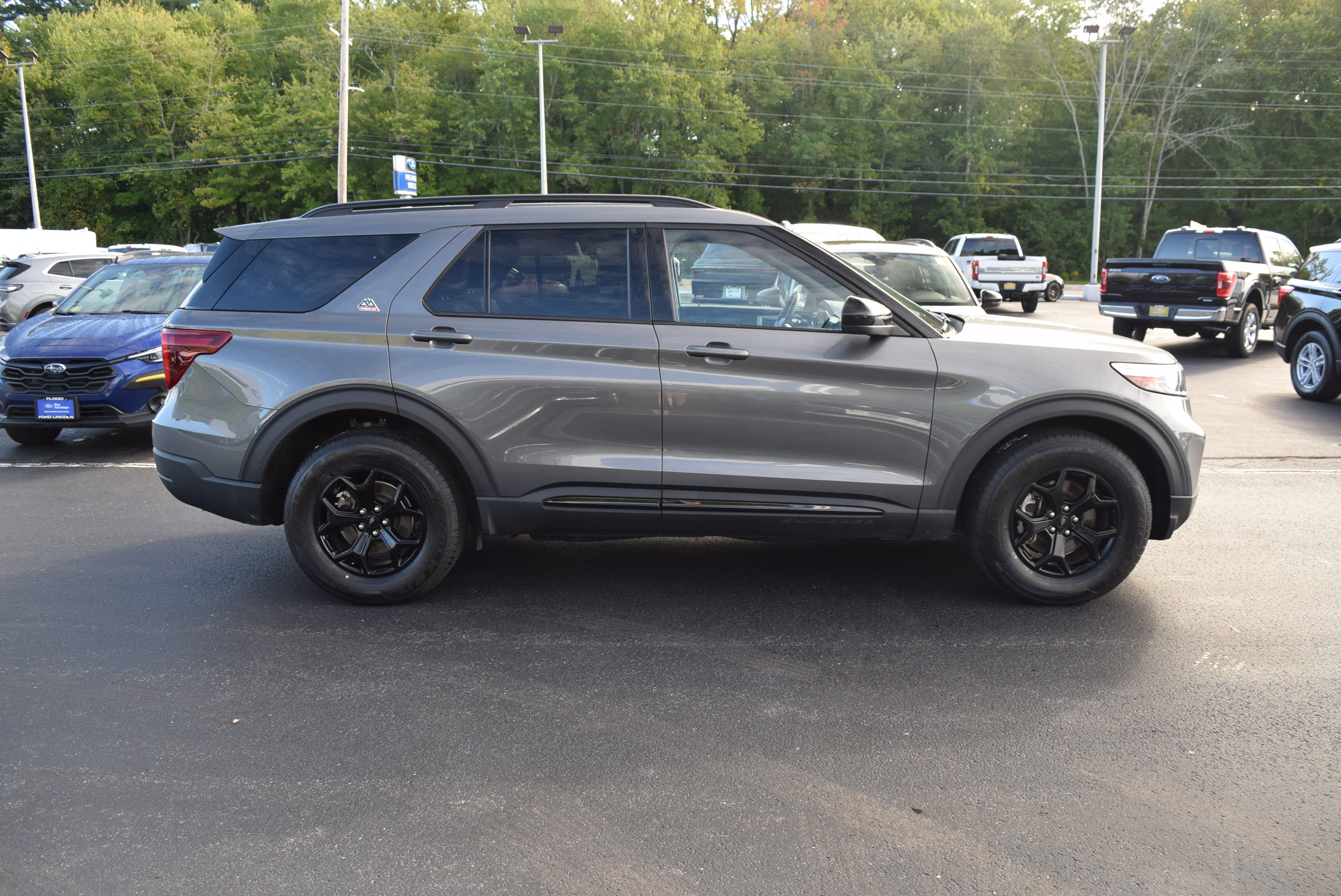 Used 2023 Ford Explorer Timberline w/ Timberline Technology Package AWD/4WD image 3