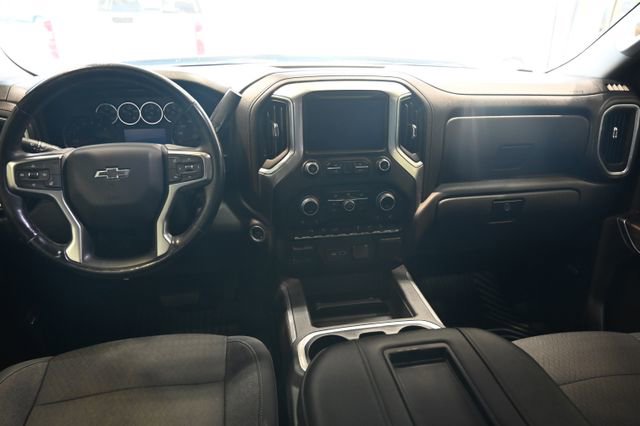 Used 2019 Chevrolet Silverado 1500 RST w/ All-Star Edition AWD/4WD image 13