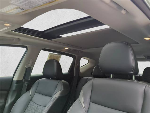 Used 2024 Nissan Murano Platinum w/ Cargo Package FWD image 23