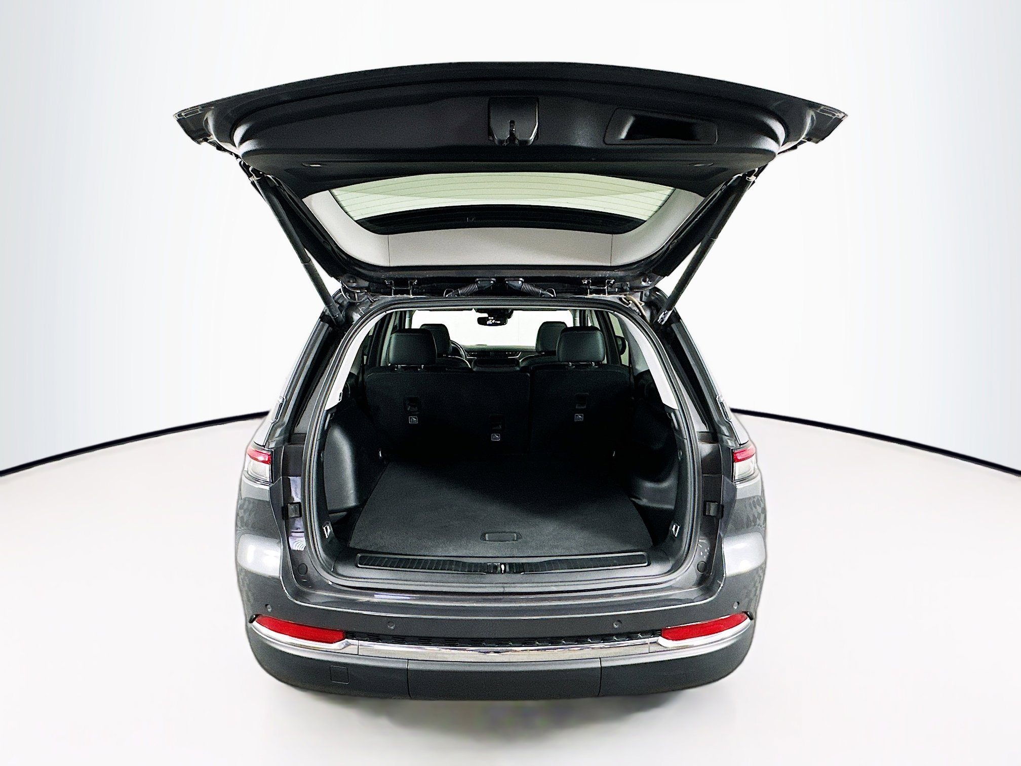 Used 2022 Jeep Grand Cherokee Limited image 28