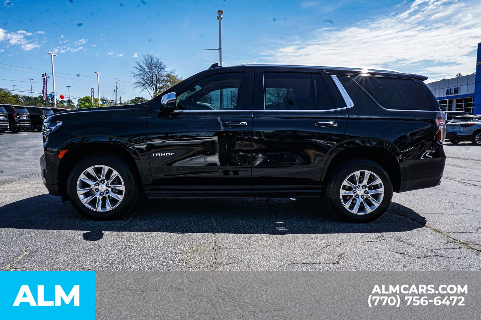 Used 2023 Chevrolet Tahoe Premier w/ Premium Package 2 AWD/4WD image 10