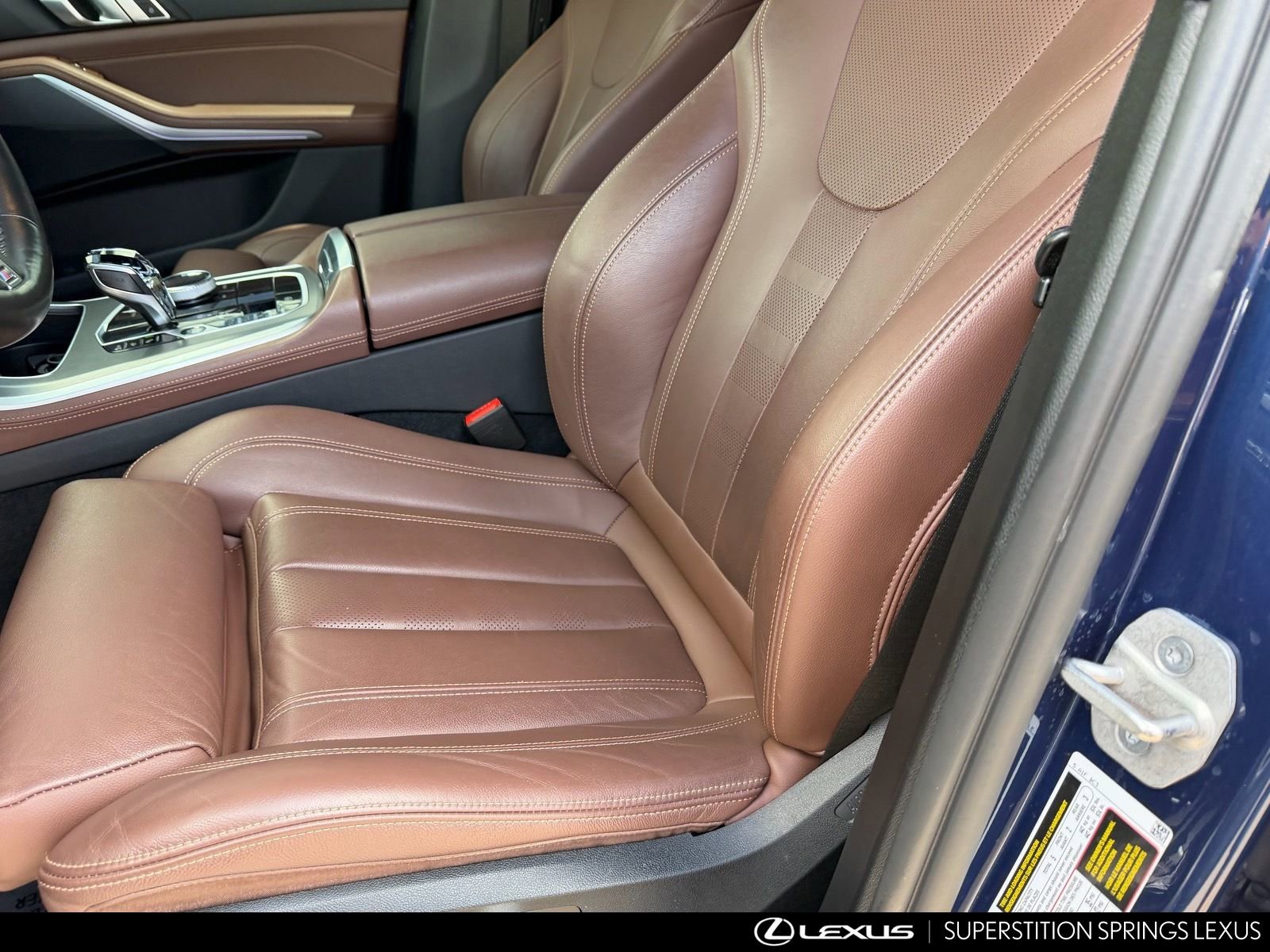 Used 2022 BMW X5 sDrive40i w/ M Sport Package RWD image 22