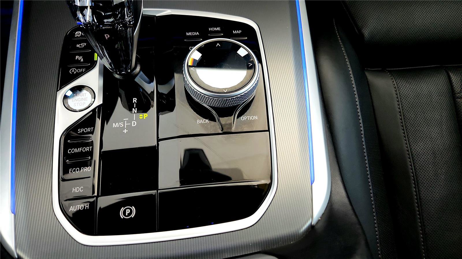 Used 2023 BMW X5 M50i w/ Executive Package image 32