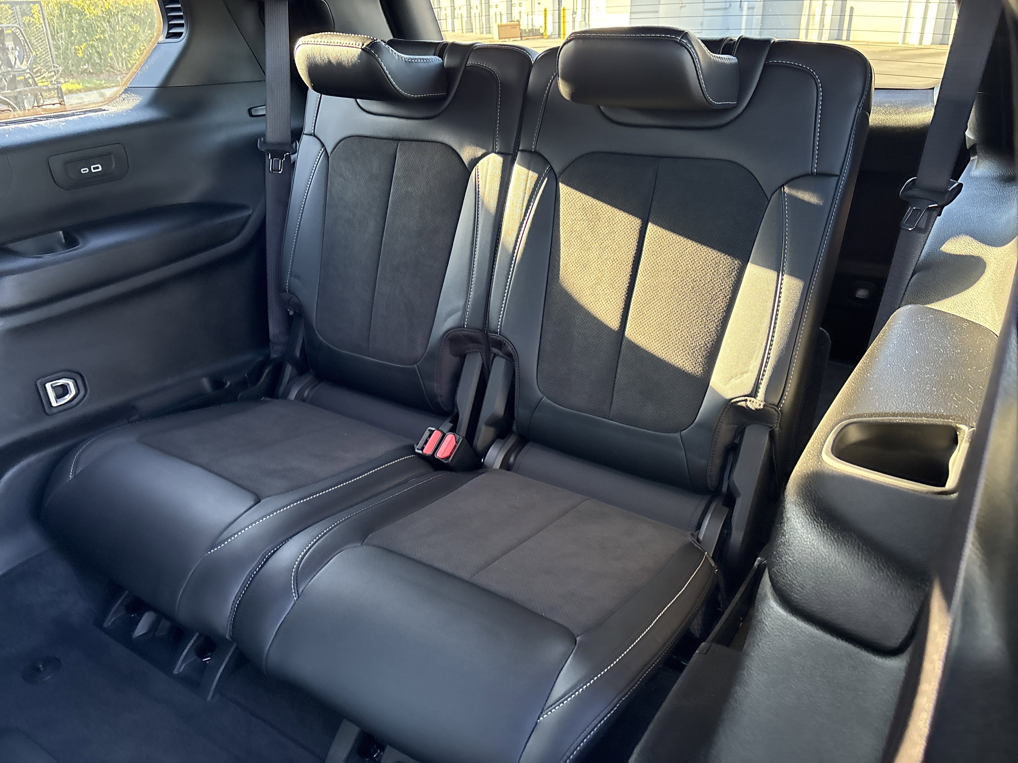 Certified 2025 Jeep Grand Cherokee L Altitude image 35