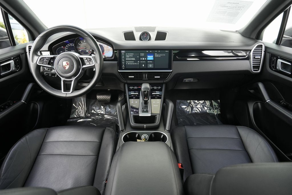 Used 2020 Porsche Cayenne image 40