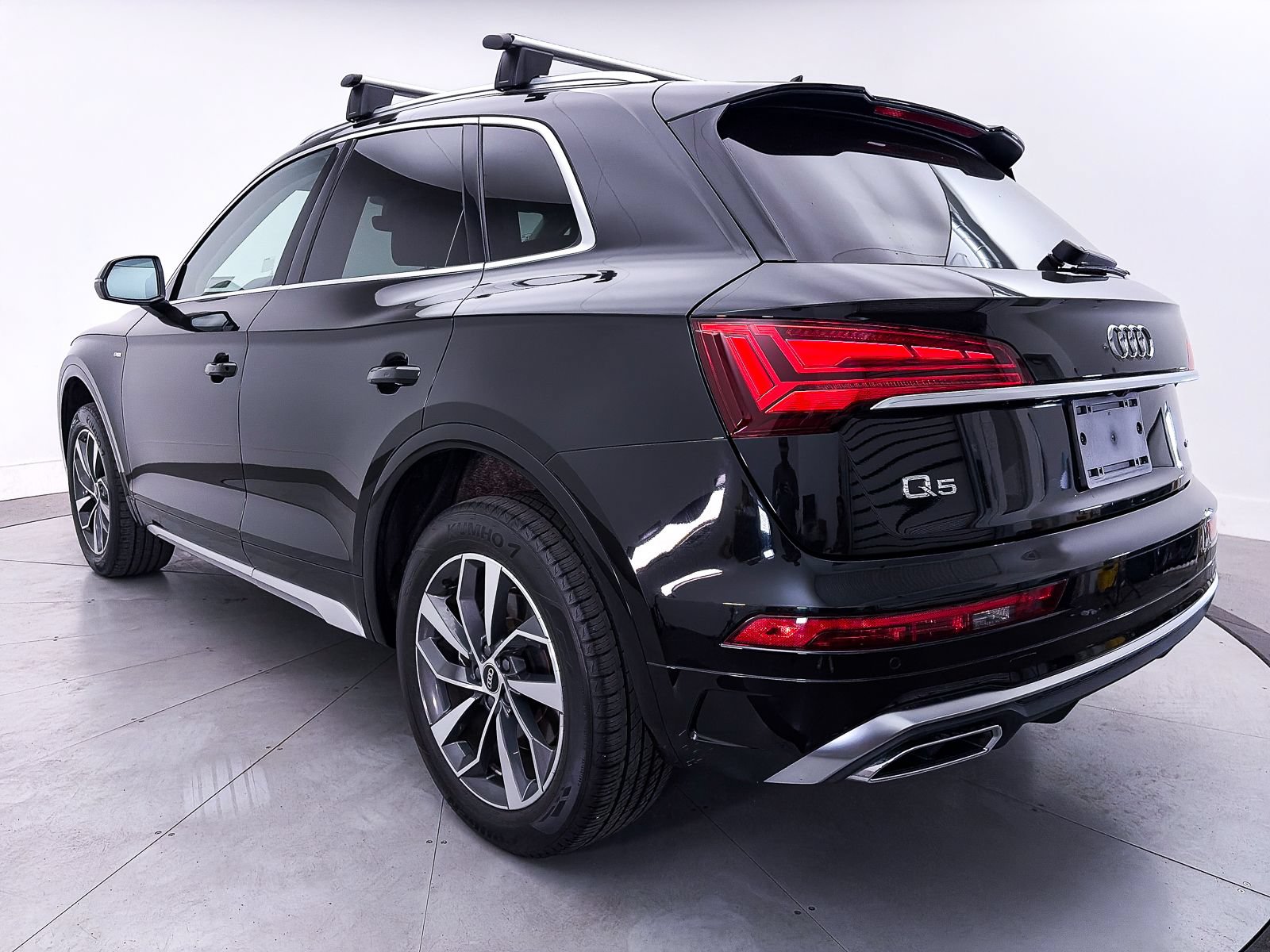Used 2023 Audi Q5 2.0T Premium w/ Convenience Package AWD/4WD image 15