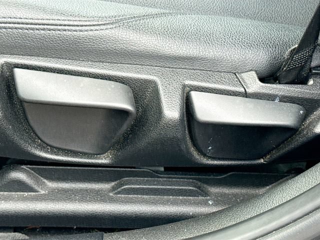Used 2018 BMW 320i Sedan RWD image 24