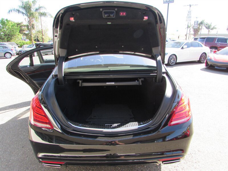 Used 2015 Mercedes-Benz S 550 Sedan image 25