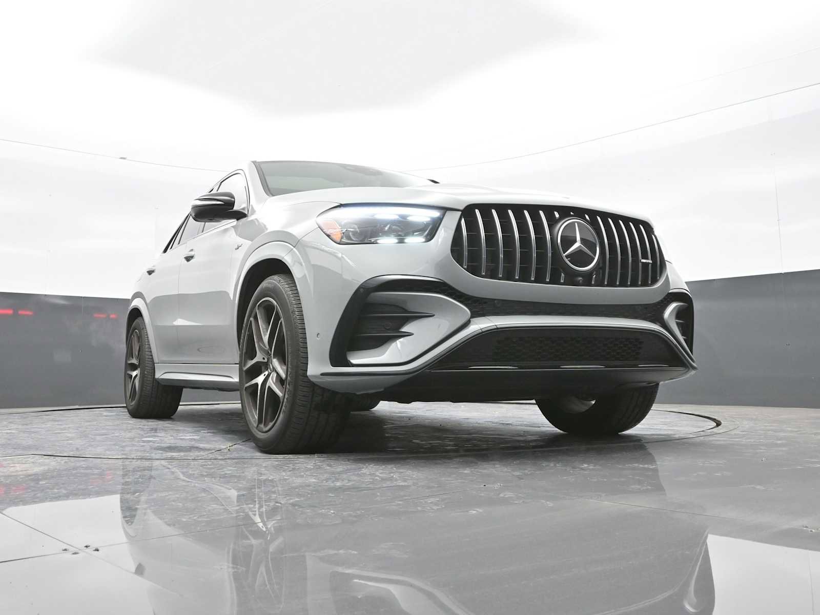 Used 2024 Mercedes-Benz GLE 53 AMG 4MATIC Coupe image 39