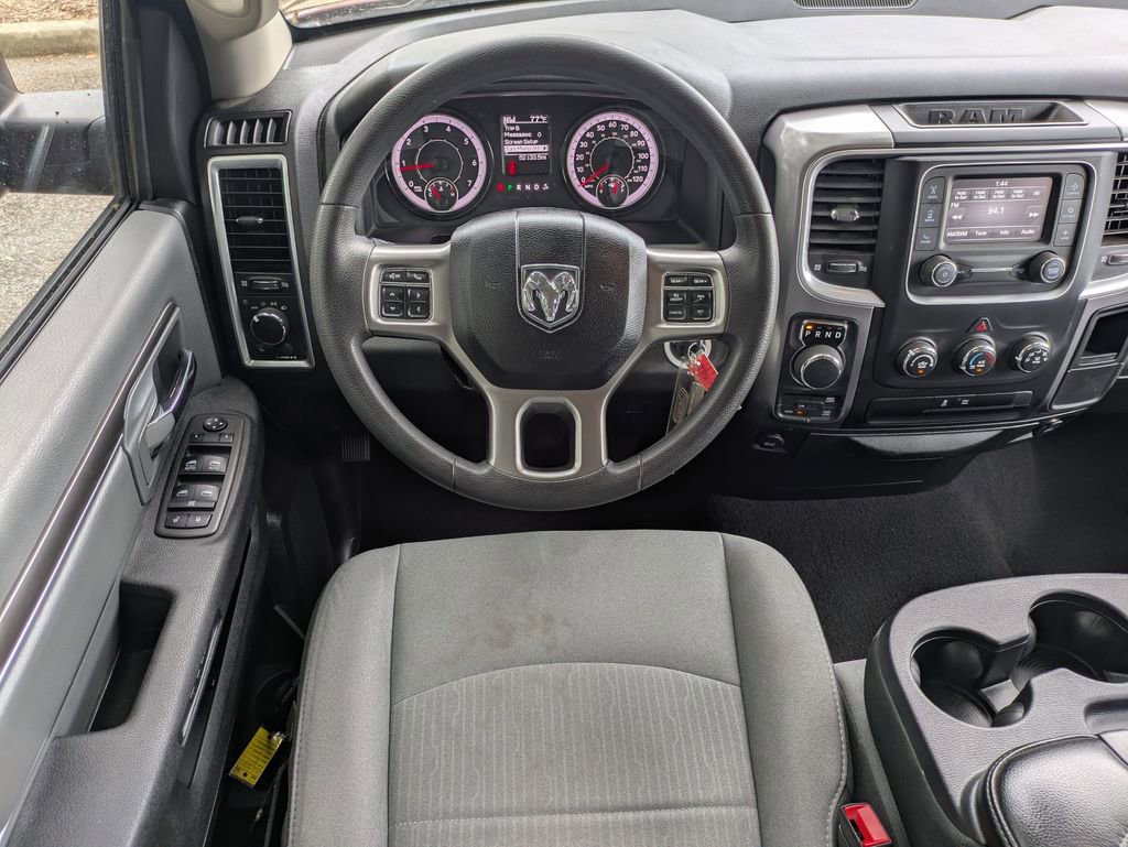 Used 2024 RAM 1500 Classic SLT AWD/4WD image 15