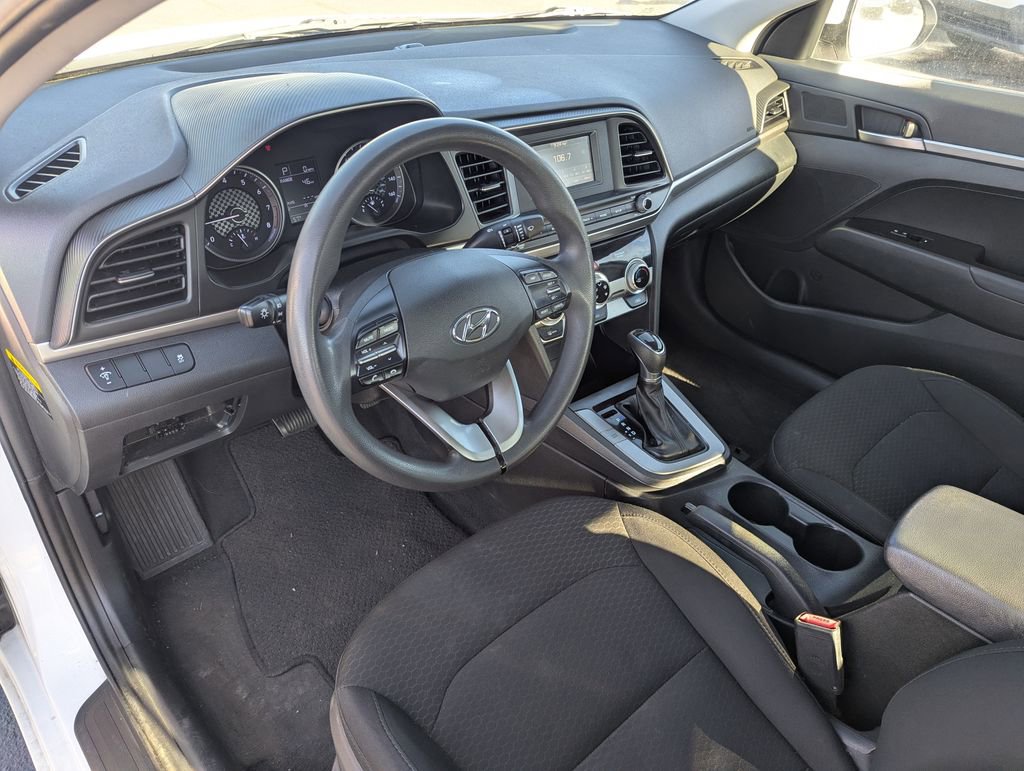 Used 2019 Hyundai Elantra SE w/ Cargo Package image 23