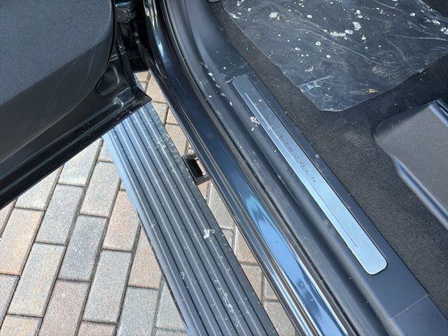 New 2026 Lincoln Navigator L Reserve w/ Jet Appearance Package image 15