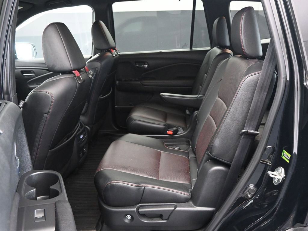 Used 2021 Honda Pilot Black Edition image 23