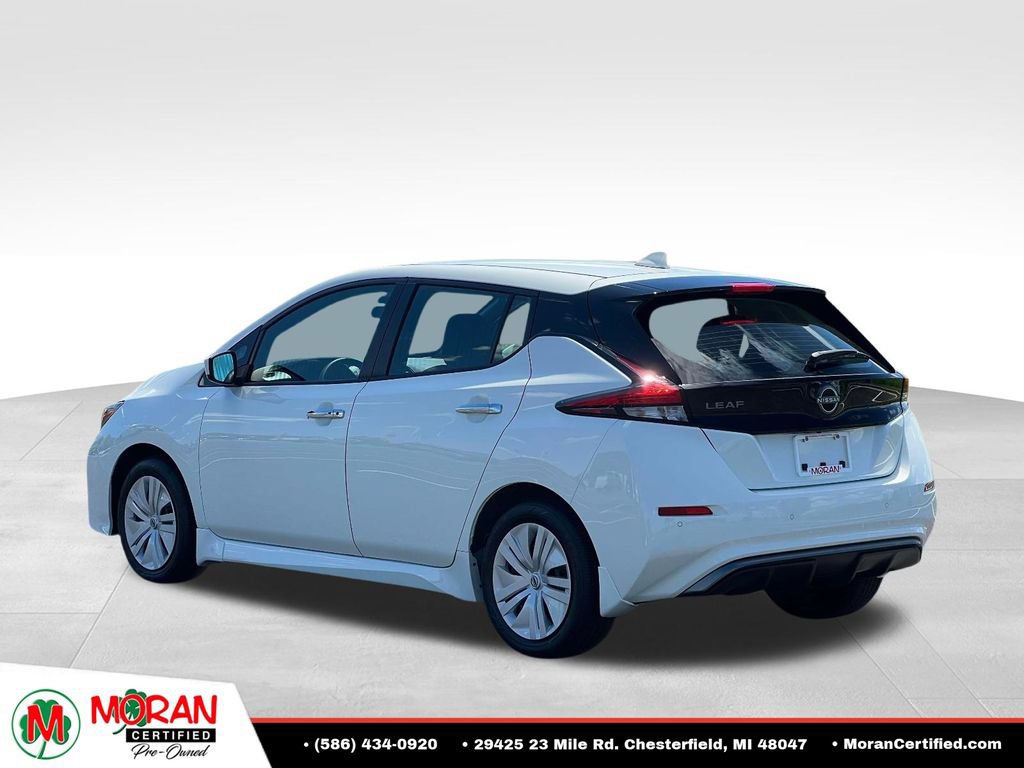 Used 2025 Nissan Leaf S FWD image 4